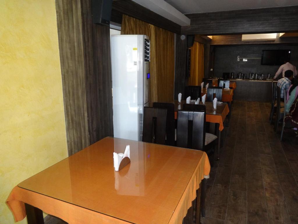 Hotel Miland Palace Bhubaneswar Exterior photo